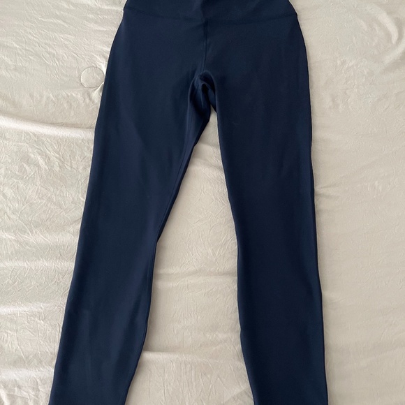 Fabletics Purelux **NEW** - Picture 1 of 5